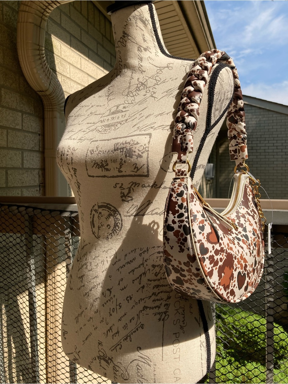 Betsey Johnson Crescent Shoulder Purse Brown White Cow Print Hearts Western - Picture 5 of 17